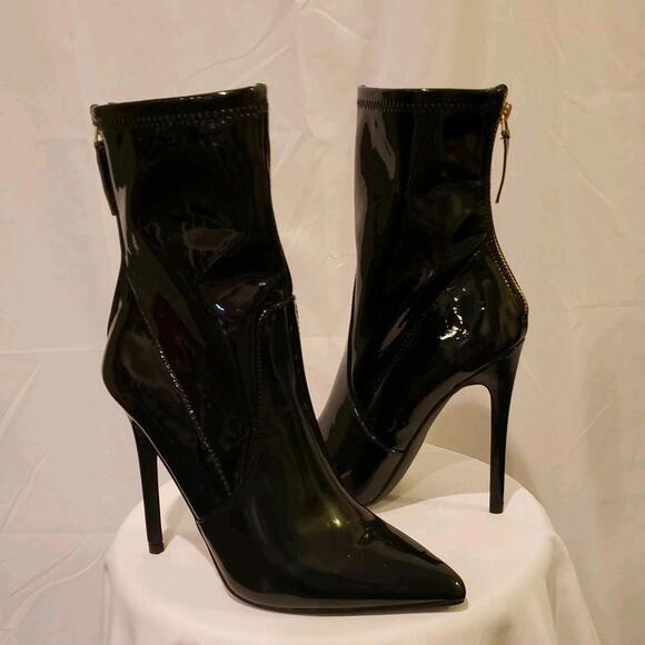 Shoe Dazzle Size 7 Ankle Boots With 4" Heels Faux Patten Leather - Picture 1 of 6